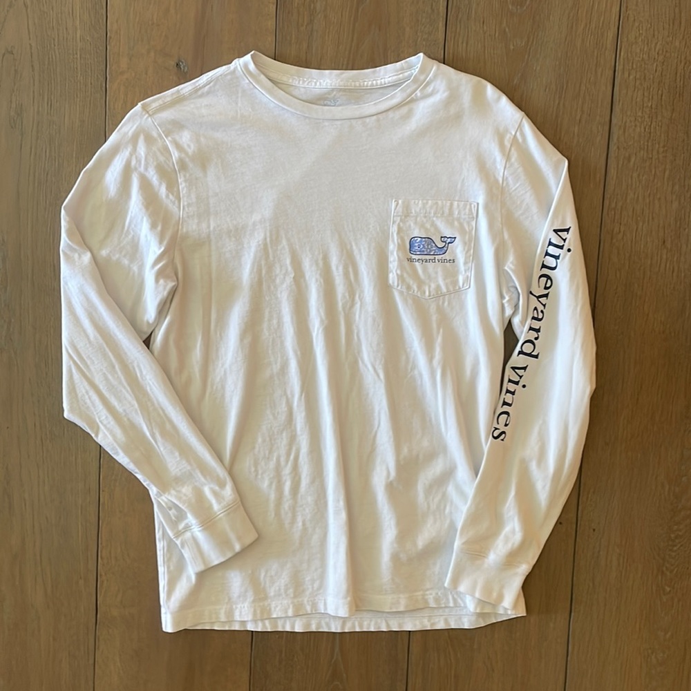 Vineyard Vines Long Sleeve Tee- size L (14)